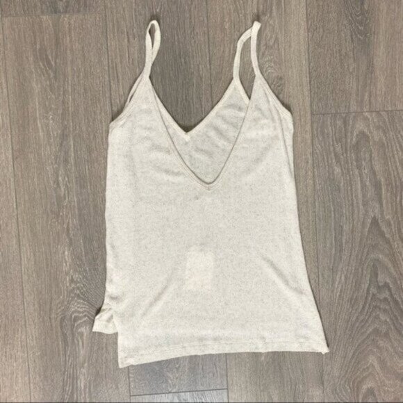 Revolve LNA Cabo Tank Top V-neck Side Slit Scour Taupe Knit V-neck Size Small - Picture 13 of 14